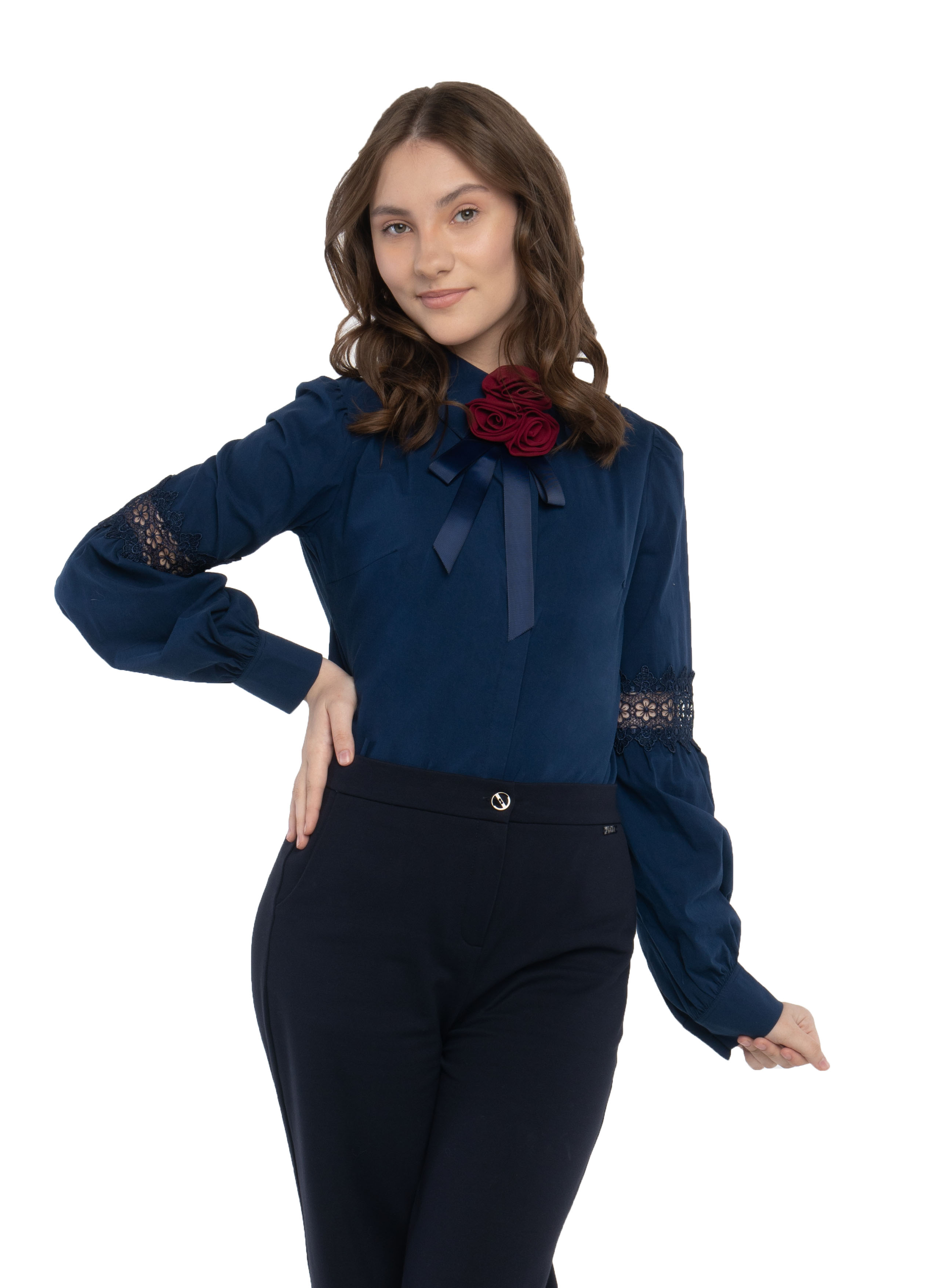 картинка Блузка темно-синяя с брошью БлП89  от магазина ОЛМИ
